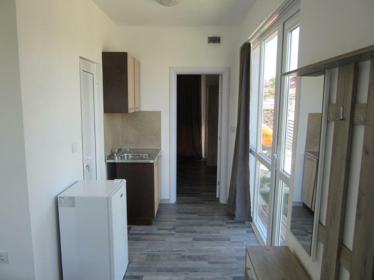 Karia Apartments Shabla Exterior photo
